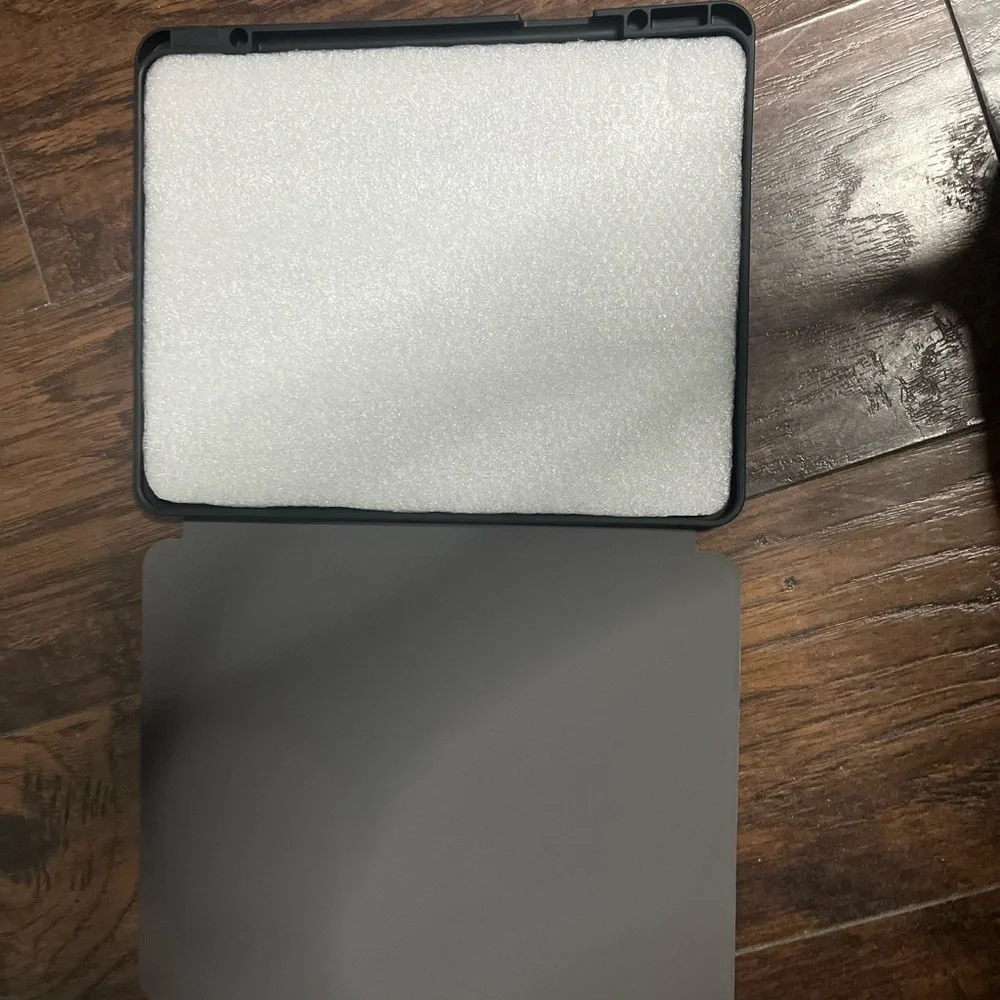 Vibrant Multicolor Leaf Tablet Cover